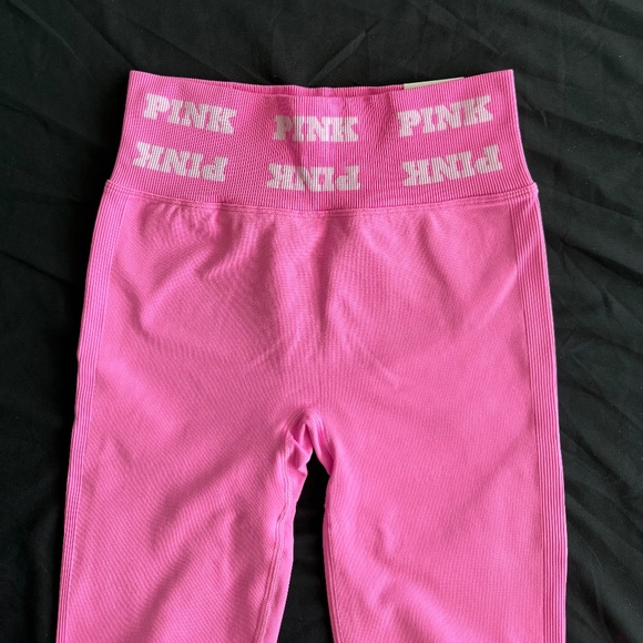PINK Soft Seamless Leggings - Picture 2 of 7